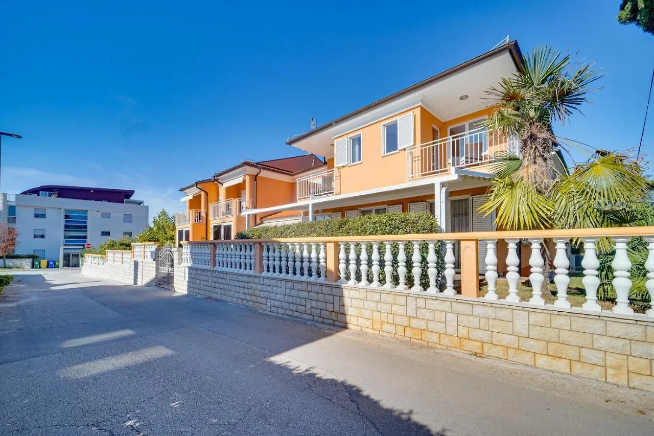 Villa Rovinj Apartments Guest house